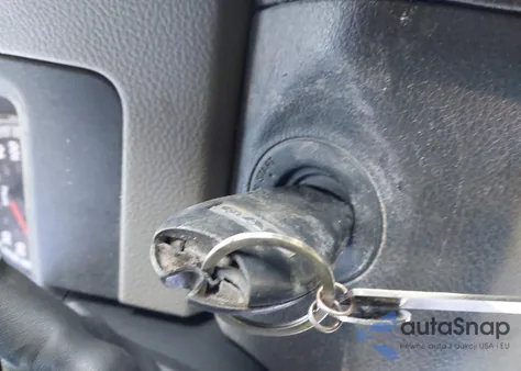 2010 Dodge Ram 1500 Slt/Sport/Trx из США, поврежденный, VIN 1D7RV1GT3AS185770